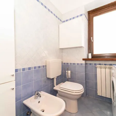 San Giorgio Apt With 2 Balconies & Private Parking
