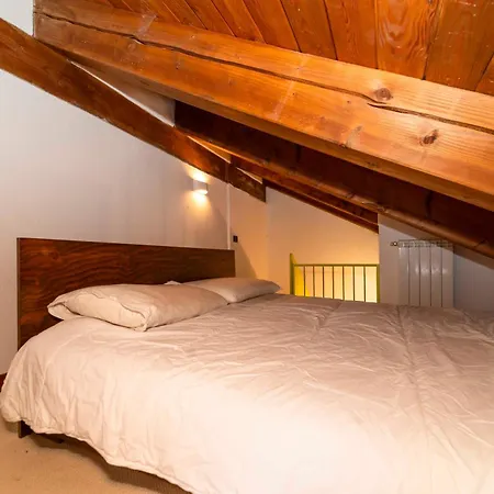 San Giorgio Apt With 2 Balconies & Private Parking Appartement *