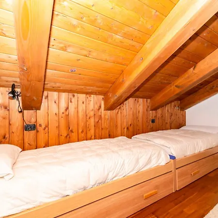 Διαμέρισμα San Giorgio Apt With 2 Balconies & Private Parking